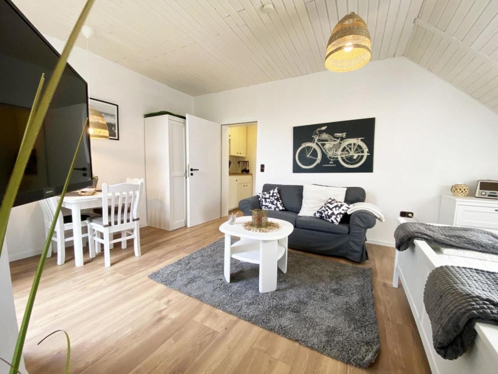 Ferien Im Wangerland - Haus Wiesenweg - Apartment 2 1Og 霍鲁梅尔希尔 外观 照片